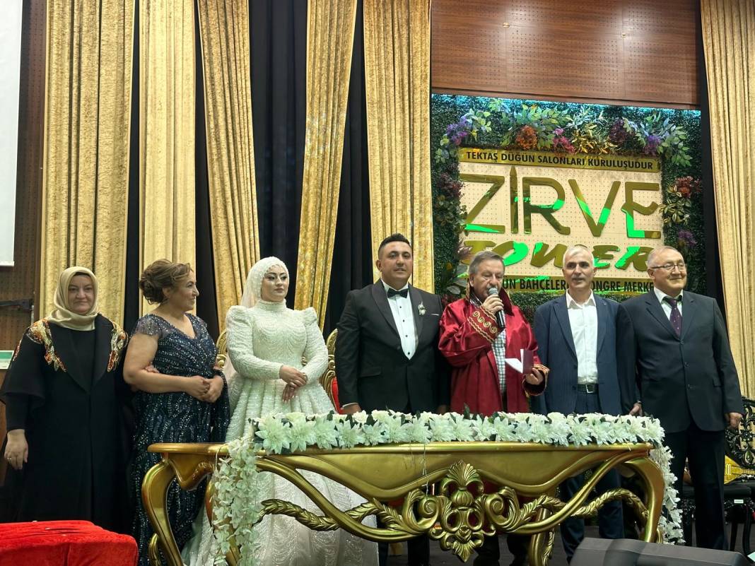 Şerife Sena ile Kemal Can evlendi 1